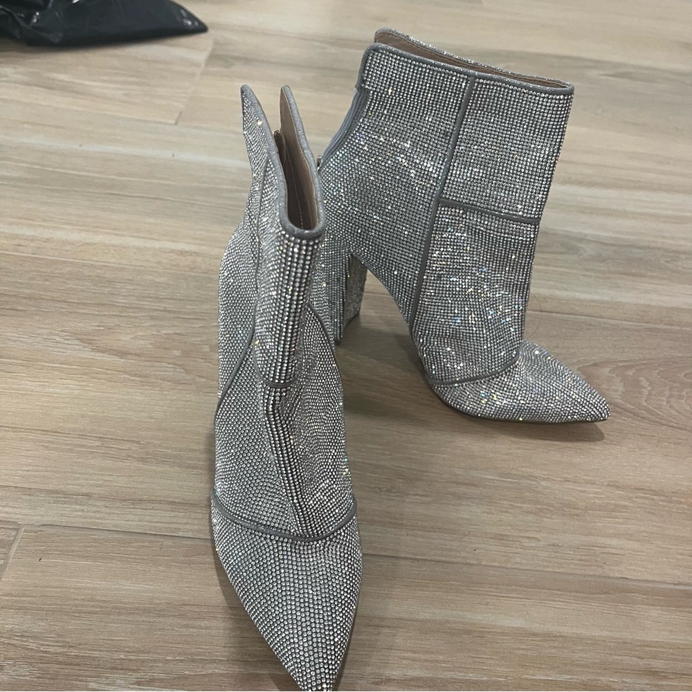 Steve Madden Crystal Bootie Size 8.5